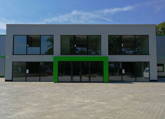 Sariv Nemcik new warehouse